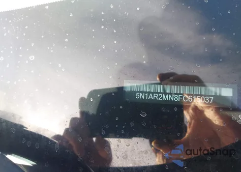 2015 Nissan Pathfinder Sv z USA, uszkodzony, nr VIN 5N1AR2MN8FC615037